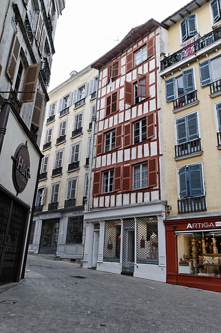 Bayonne-Avril 2012-041